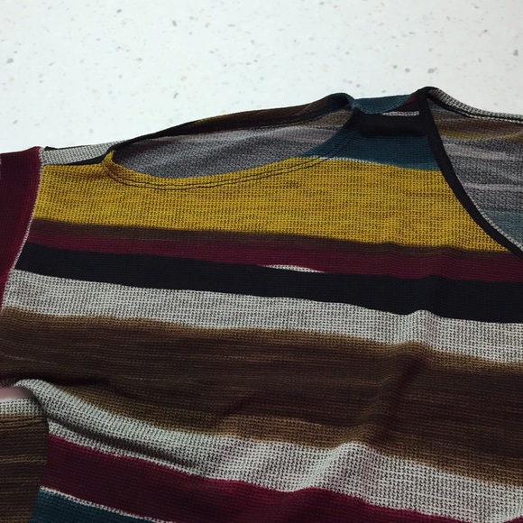 Women’s Ava James Peek-A-Boo Sleeve Tunic Top - Picture 5 of 8